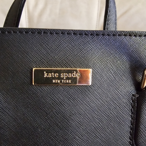 Kate Spade black saffiano leather crossbody shoulder bag - Picture 2 of 13